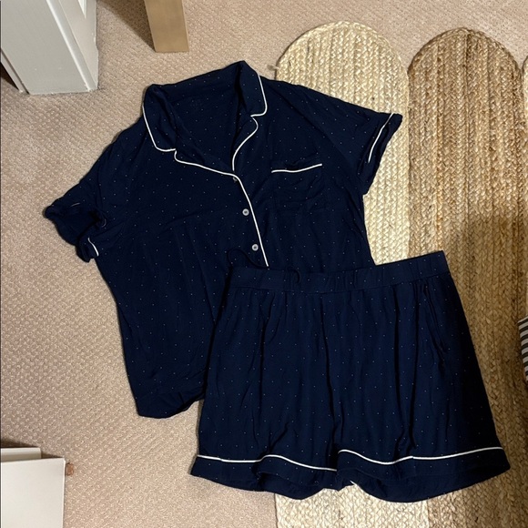 Cozy Earth Women's Bamboo Stretch-Knit Set - Picture 2 of 4